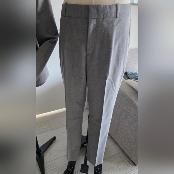 Banana Republic Women's Gray Blazer and Pants Set - Picture 5 of 9